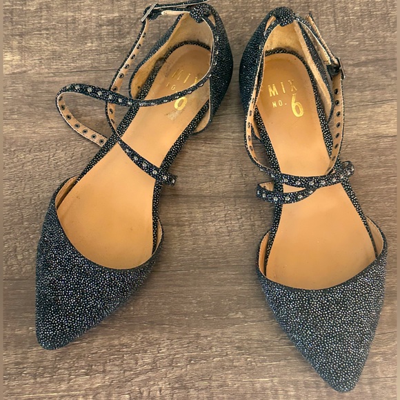 NWOT. Never been worn out only tried on. - Picture 1 of 12